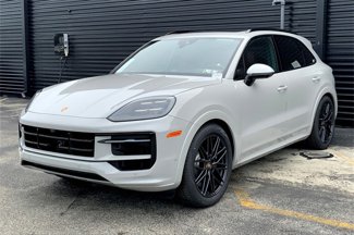 New 2025 Porsche Cayenne GTS image 1