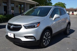 Used 2020 Buick Encore Essence image 1