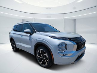 New 2025 Mitsubishi Outlander SEL image 1