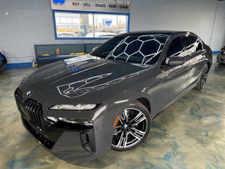 Used 2023 BMW 760i xDrive image 1