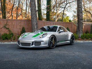 Used 2016 Porsche 911 R image 1