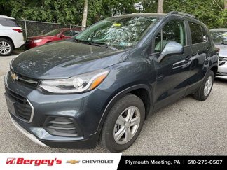 Used 2022 Chevrolet Trax LT w/ Premium Seat Package image 1