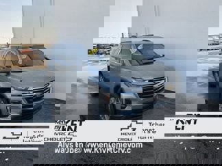 Certified 2023 Chevrolet Traverse LT image 1