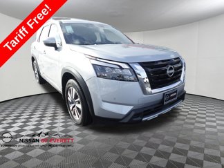 New 2025 Nissan Pathfinder SL image 1