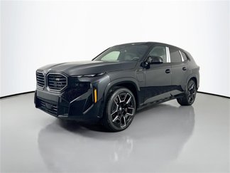 New 2025 BMW XM image 1
