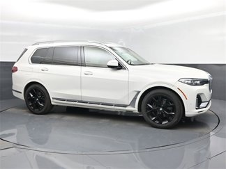 Used 2022 BMW X7 xDrive40i w/ Parking Assistance Package image 1