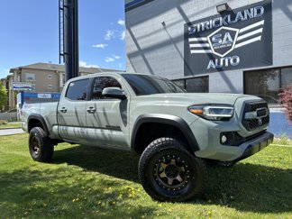 Used 2023 Toyota Tacoma TRD Off-Road image 1