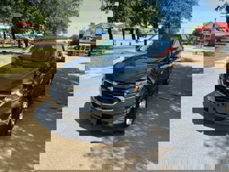 Used 2021 Chevrolet Equinox LS image 1