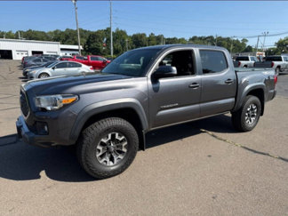 Used 2018 Toyota Tacoma TRD Off-Road w/ Technology Package image 1