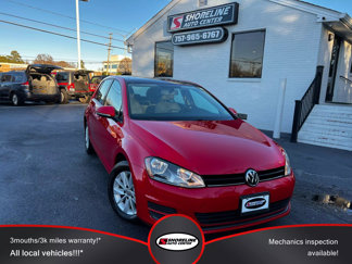 Used 2016 Volkswagen Golf S image 1