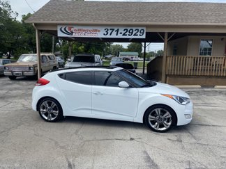 Used 2016 Hyundai Veloster w/ Option Group 03 image 1