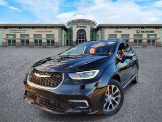 New 2025 Chrysler Pacifica Pinnacle image 1