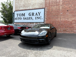 Used 2018 Porsche Panamera 4S image 1