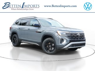 New 2025 Volkswagen Atlas Peak Edition SE image 1