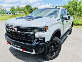 Used 2024 Chevrolet Silverado 1500 ZR2 image 1