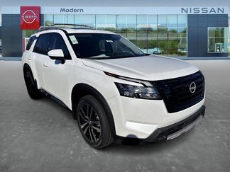 New 2025 Nissan Pathfinder Platinum w/ Black Appearance Package image 1