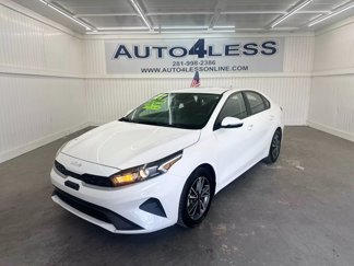 Used 2022 Kia Forte LXS w/ LXS Technology Package image 1