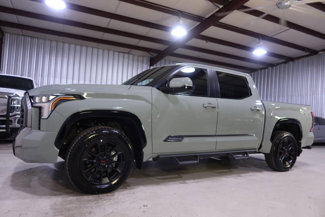 Used 2025 Toyota Tundra Platinum image 1