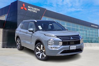 New 2025 Mitsubishi Outlander SEL image 1