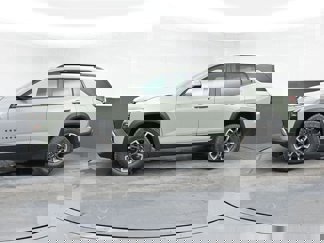 New 2026 Chevrolet Equinox ACTIV w/ LPO, Floor Liner Package image 1