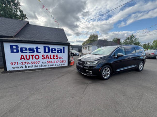 Used 2022 Chrysler Pacifica Limited image 1
