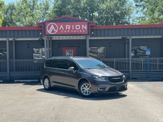 Used 2022 Chrysler Pacifica Touring-L image 1