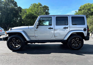Used 2018 Jeep Wrangler Unlimited Sahara image 1