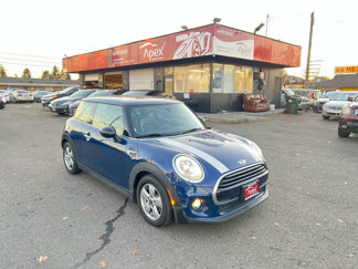 Used 2018 MINI Cooper 2-Door Hardtop image 1