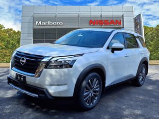 New 2025 Nissan Pathfinder SL w/ SL Premium Package image 1