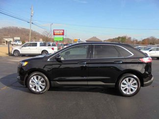 Used 2022 Ford Edge Titanium image 1