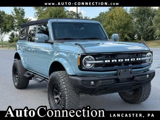 Used 2022 Ford Bronco Outer Banks image 1