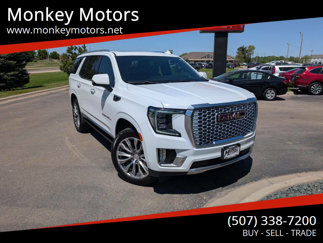 Used 2021 GMC Yukon Denali w/ Denali Premium Package image 1