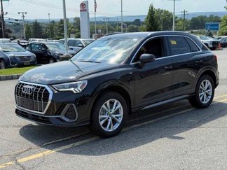 Used 2024 Audi Q3 2.0T Premium image 1