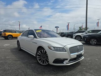 Used 2019 Lincoln Continental Reserve image 1