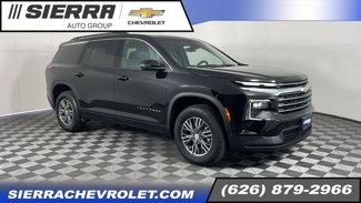 New 2025 Chevrolet Traverse LT image 1