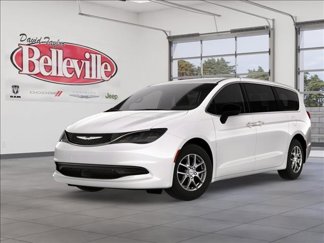 New 2026 Chrysler Voyager LX video 1
