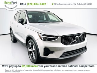 Used 2024 Volvo XC40 B5 Core image 1