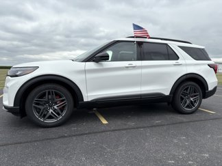 New 2025 Ford Explorer ST image 1