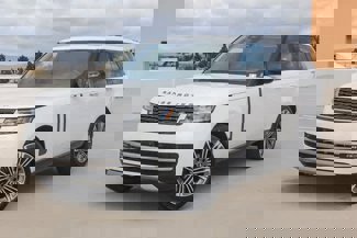 New 2025 Land Rover Range Rover SE image 1