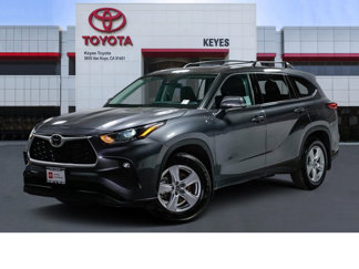 Certified 2022 Toyota Highlander LE image 1