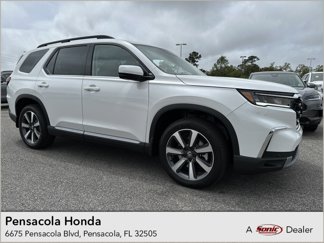 New 2025 Honda Pilot Touring image 1