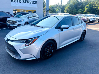 Used 2021 Toyota Corolla LE image 1