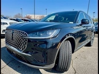 New 2025 Lincoln Aviator Reserve image 1