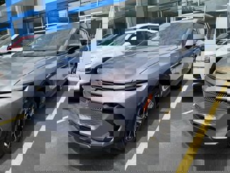 New 2025 Chevrolet Equinox EV LT image 1