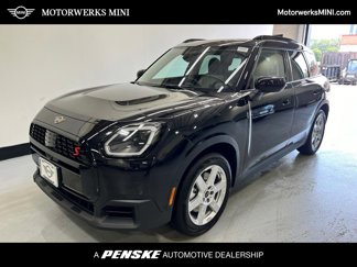 Used 2025 MINI Cooper Countryman S w/ Comfort Package Max image 1