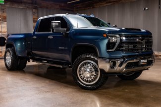 Used 2025 Chevrolet Silverado 3500 LTZ w/ LTZ Plus Package image 1