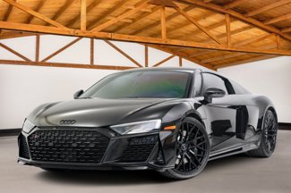 Used 2021 Audi R8 V10 w/ Premium Package image 1
