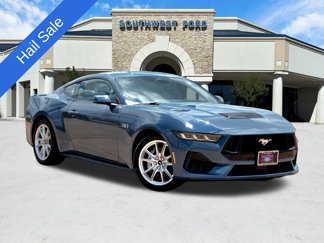 Used 2025 Ford Mustang GT Premium image 1