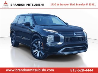New 2025 Mitsubishi Outlander SE image 1