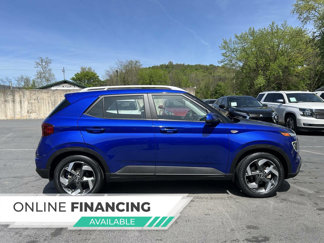 Used 2022 Hyundai Venue Limited image 1